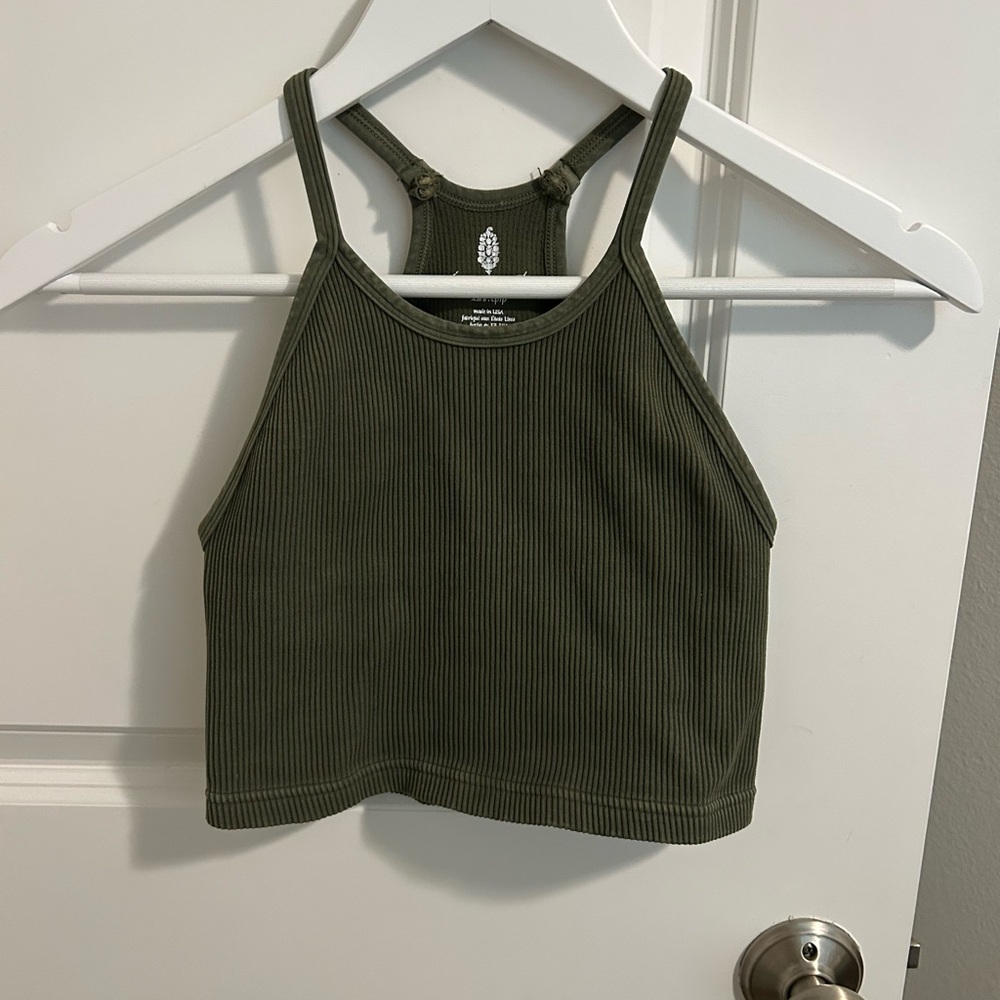 Free people happiness runs tank